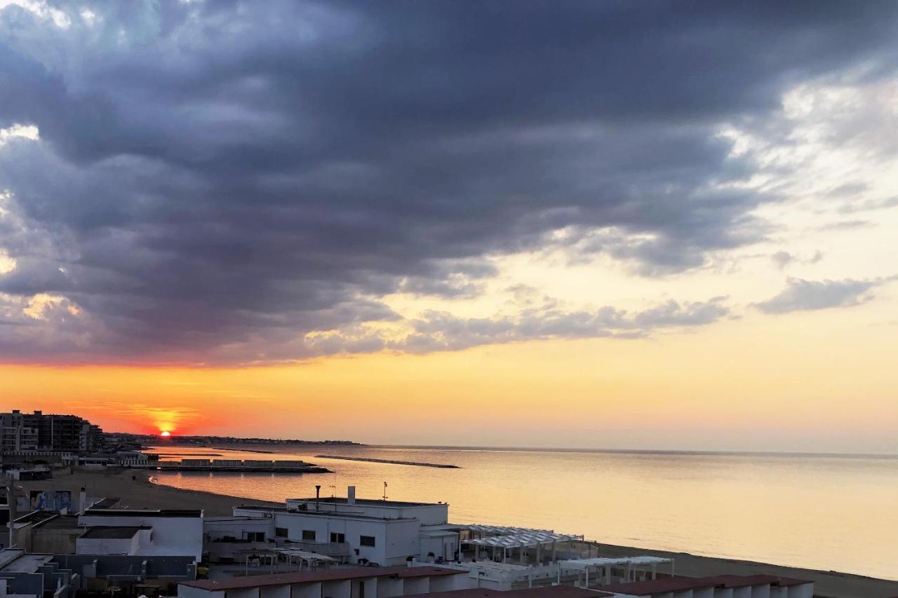 Апартаменти Stanza Con Vista Mare Барі Екстер'єр фото